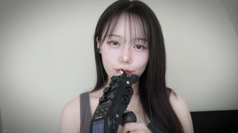 ASMR Mouth Eating Sounds - Lip Noises - Jamonghae